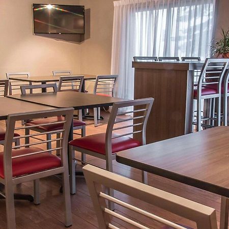 Comfort Inn Тандер-Бей Екстер'єр фото