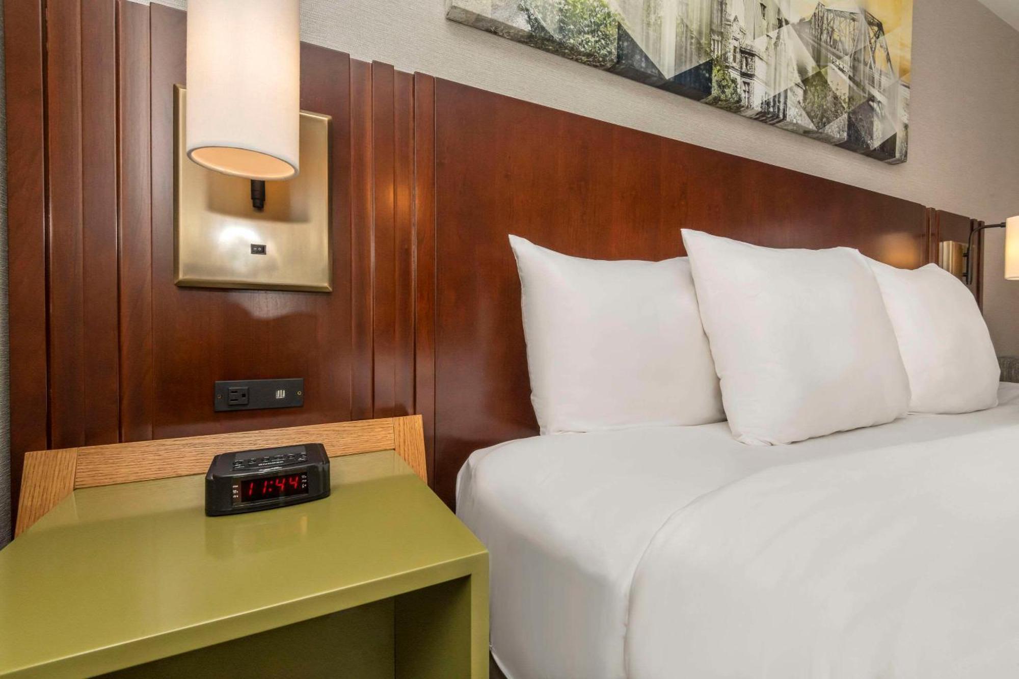 Comfort Inn Тандер-Бей Екстер'єр фото